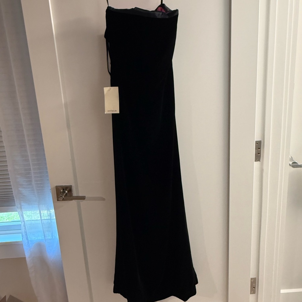 Ann Taylor Black One Shoulder Cocktail Gown
